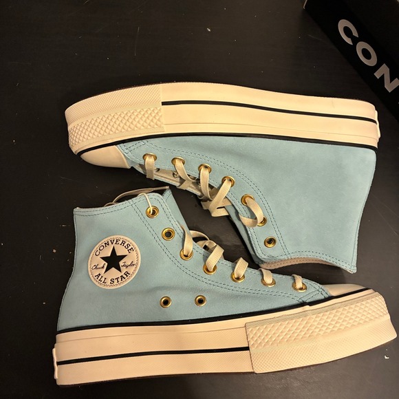NEW Converse Chuck Taylor Size 8 All Star Lift Womens Platform High-Top Sneakers - Picture 4 of 8